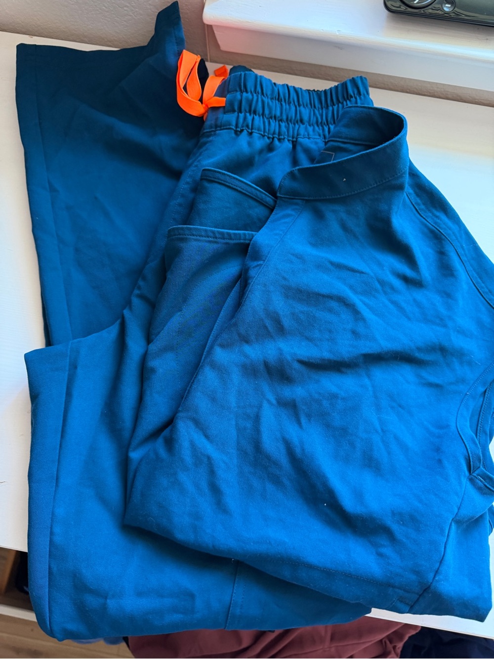Figs scrubs